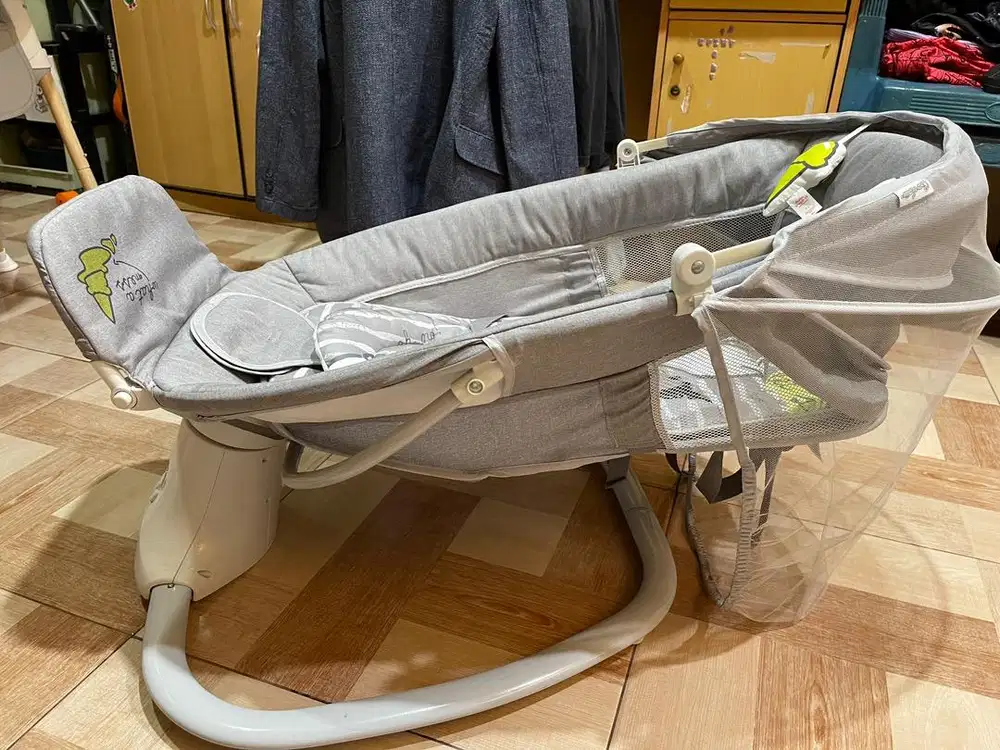 Bouncer cocolatte snuggli 2.0 dengan sandaran kaki