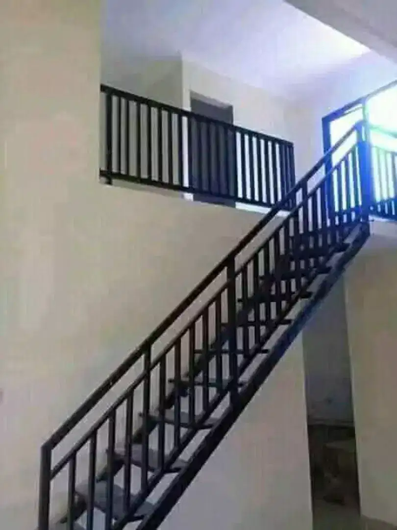 Railing tangga dan balkon