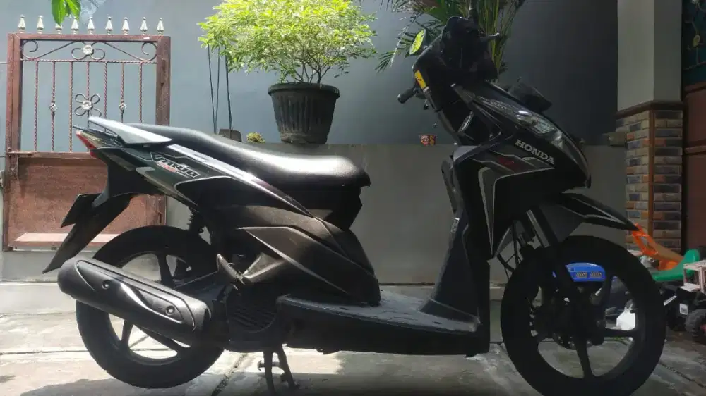 Jual Vario Hitam Murah - Motor Bekas - 913717543