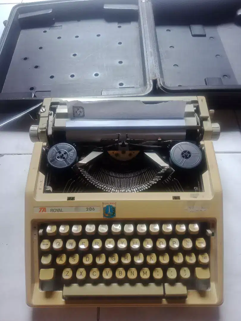 Mesin TIK merk TA ROYAL 206