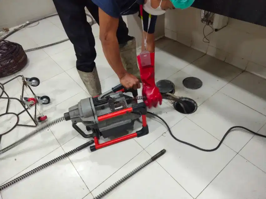 Jasa pipa wastafel, wc, toilet, air mampet, bsd Tangerang cipadu