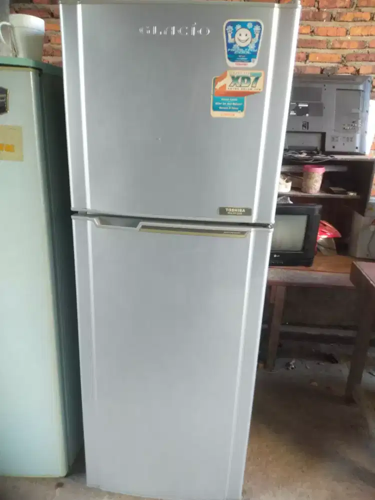 Kulkas Toshiba 2 Pintu di Indonesia - OLX Murah Dengan Harga Terbaik
