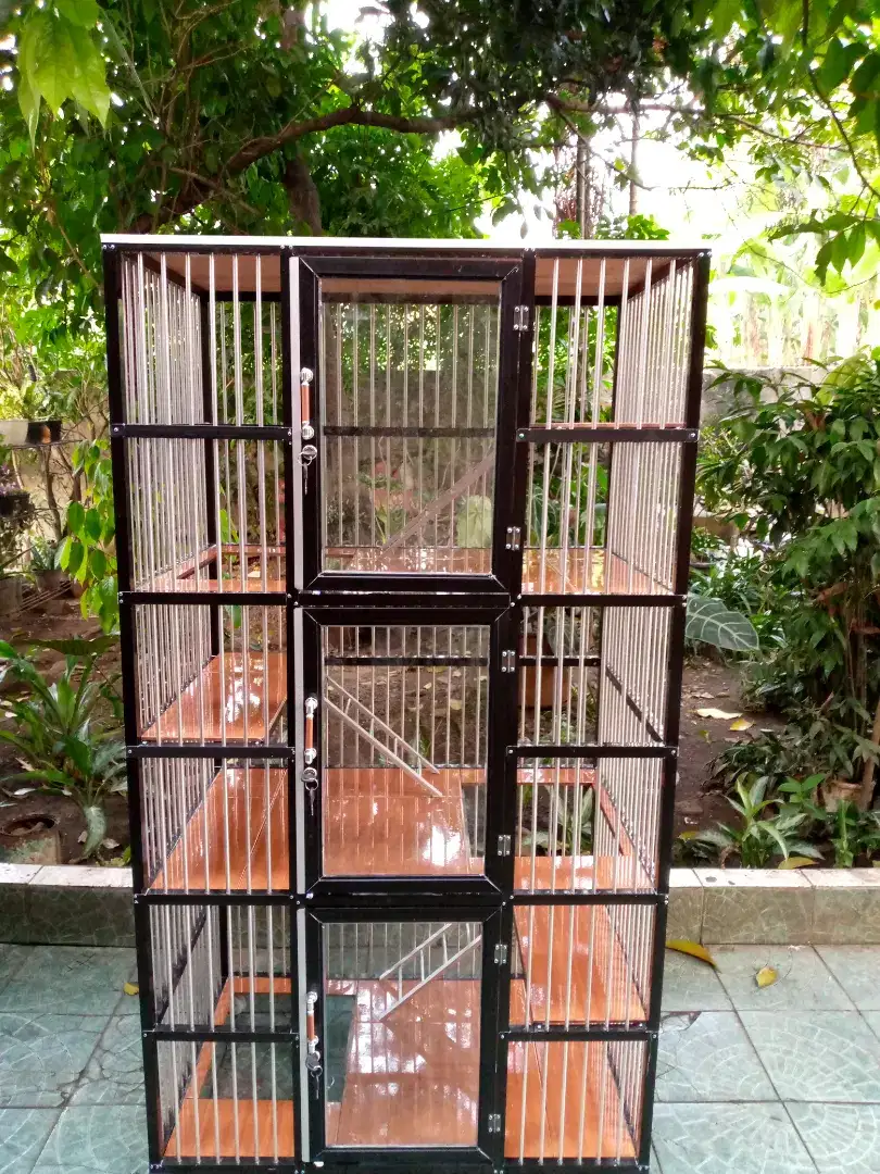 Kandang kucing almunium 3 kamar