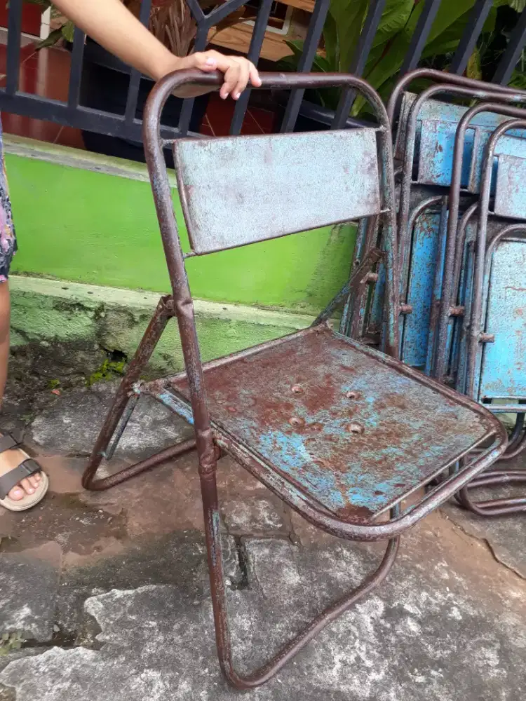 Kursi rt besi lipat jadul vintage