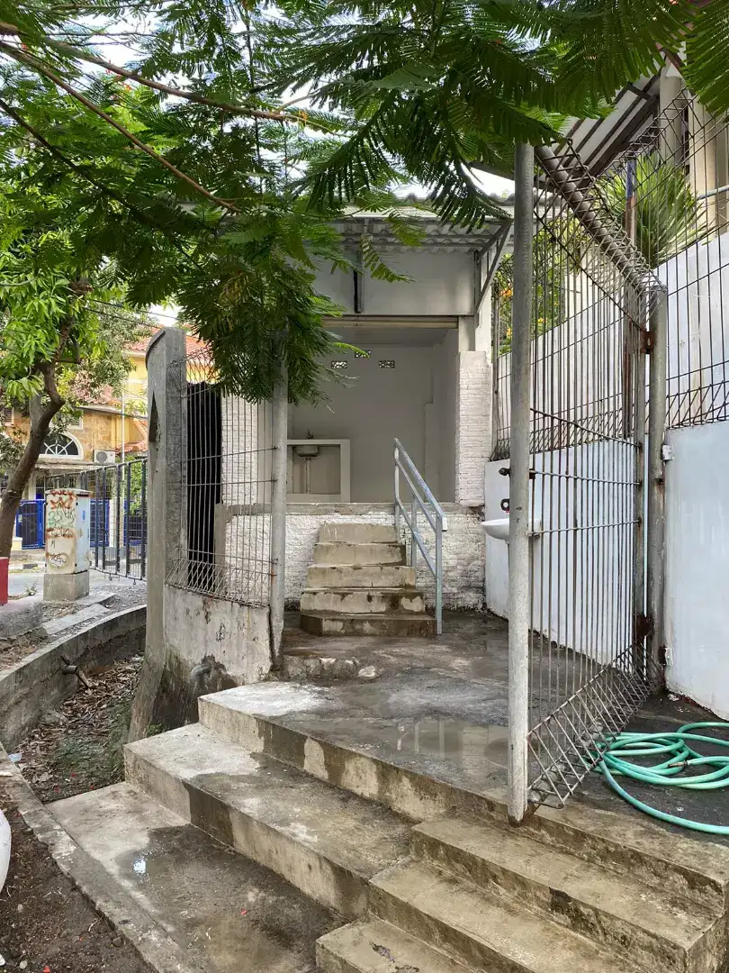Disewakan tempat usaha nol jalan.