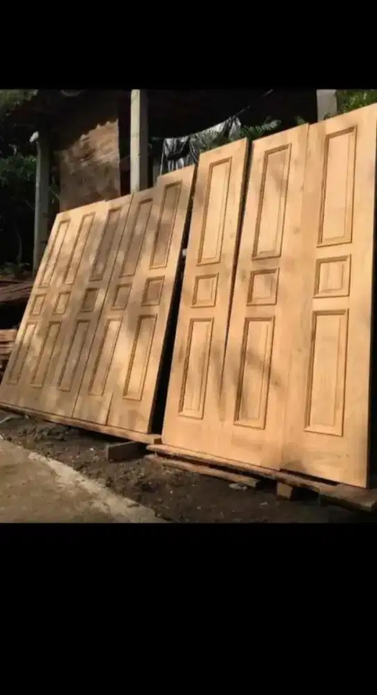 Pintu,kusen,jendela harga sangat terjangkau.