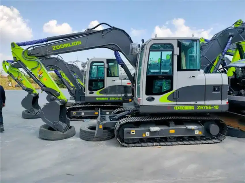 Excavator ZOOMLION ZE75E-10