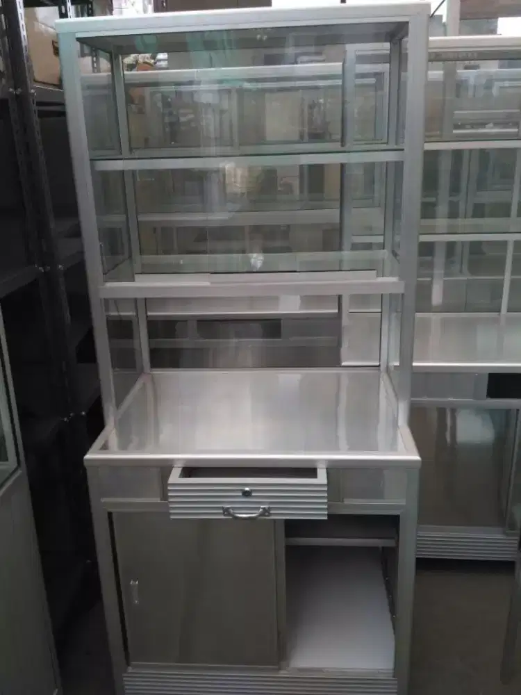 Etalase makanan P.75cm pintu.