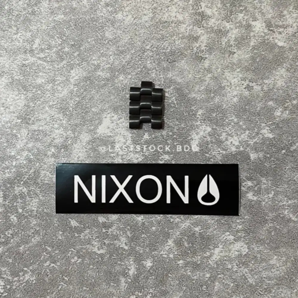 Nixon Kensington (extra chain)