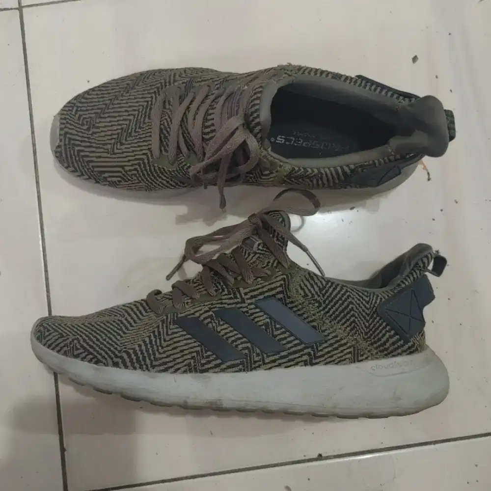 Sepatu adidas size 42