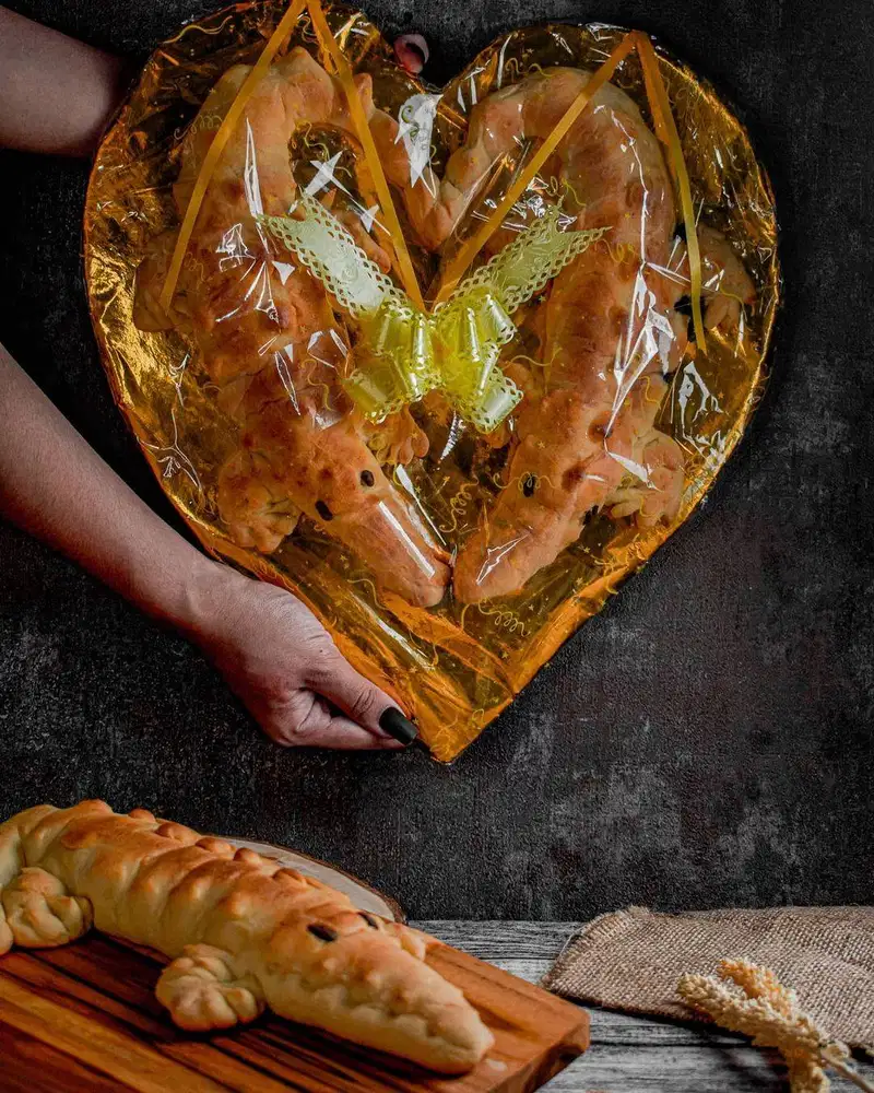 Roti Buaya Love Mini (Oleh-Oleh Jakarta)