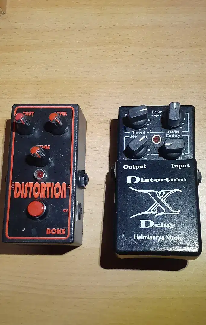 Efek Gitar Distorsi & Delay