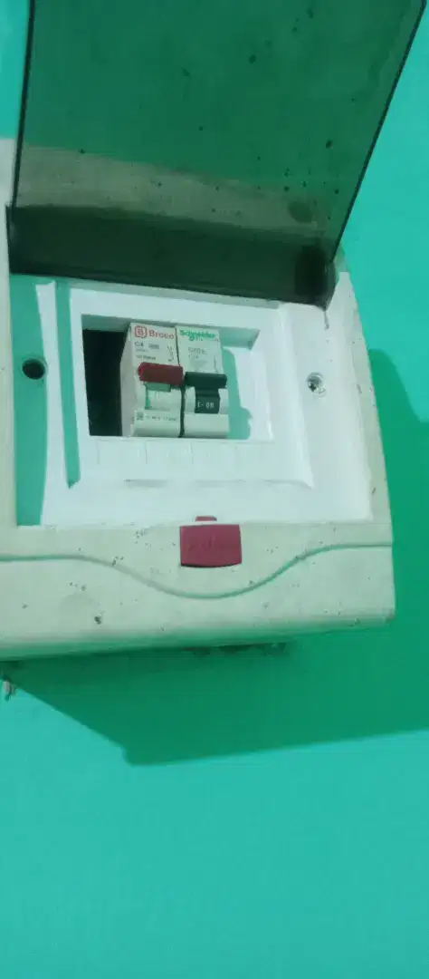 Jasa pasang instalasi listrik dan perbaikan jalur listrik yang masalah