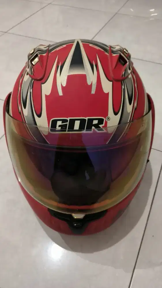 Helm gdr full store face