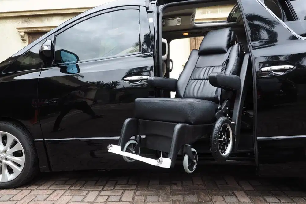 Wheel chair for Alphard, Nissan, Hyundai