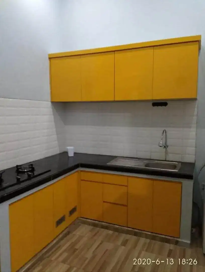Kitchen set custom