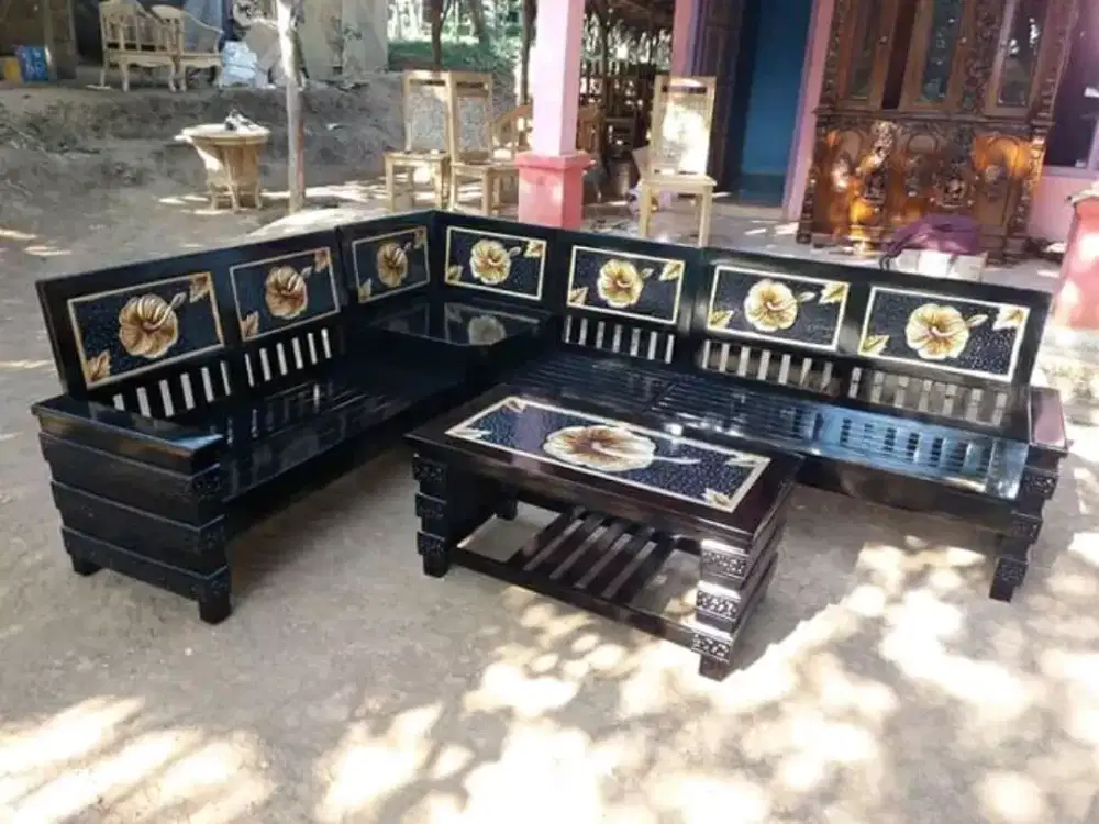 Meja Kursi sudut ukir jati Jepara