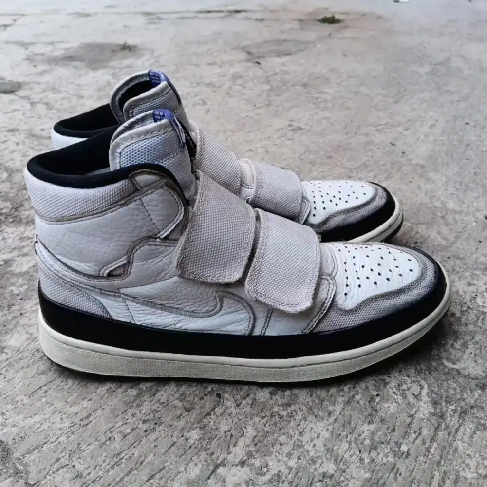 Air Jordan 1 Double Strap size 42.5 Fashion Pria 908825295