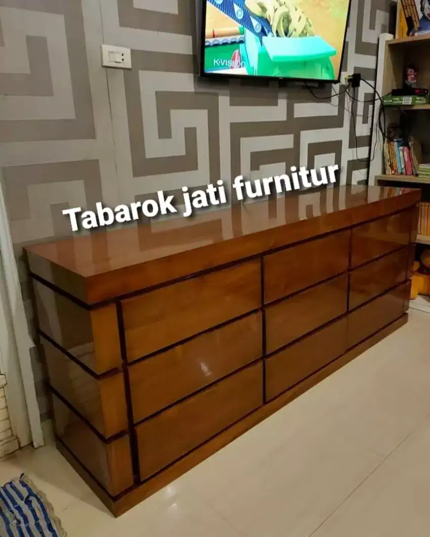 Meja tv minimalis modern,laci 9,p.200, bahan kayu jati tua