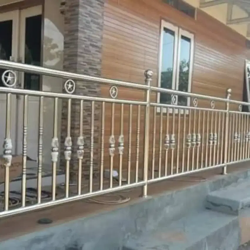 Balkon stainless steel