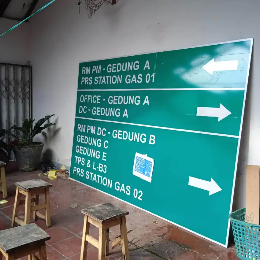 Plang papan nama,rambu lalu lintas,neon box,murah cpt yu ordr d sini