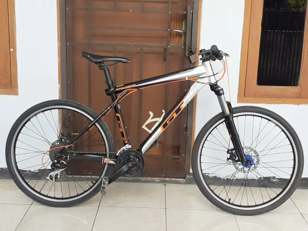 Mtb gt best sale avalanche 3.0