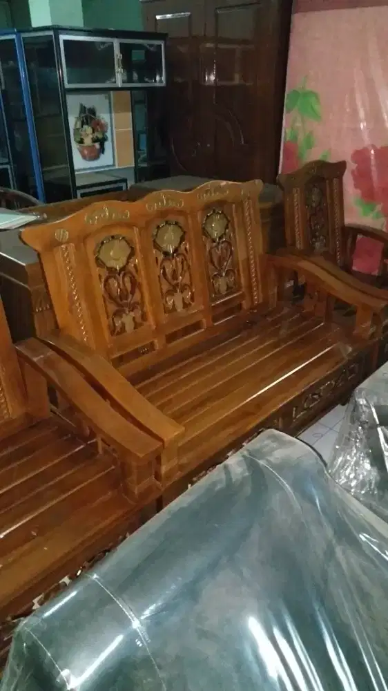 Kursi jati asli berkualitas