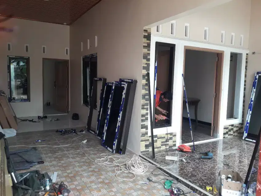Pintu Aluminium & Kaca