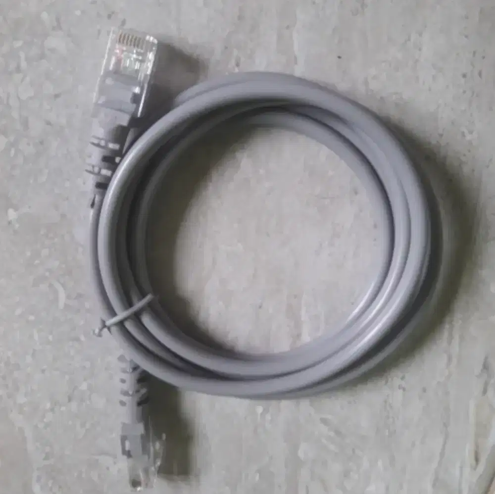 Kabel LAN panjang 1,5m