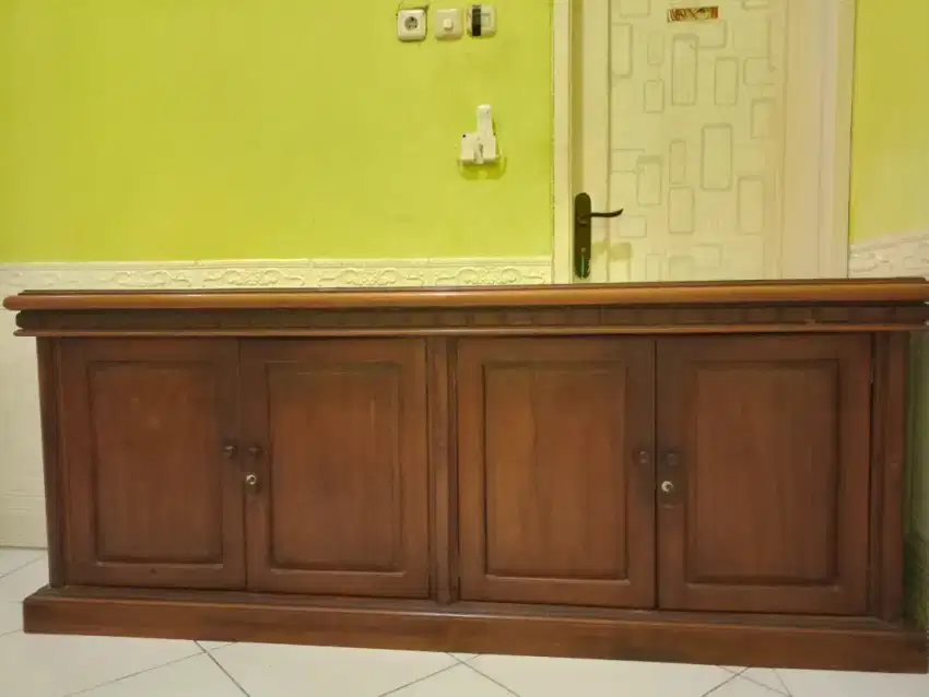 Buffet lemari furniture kayu jati antik unik