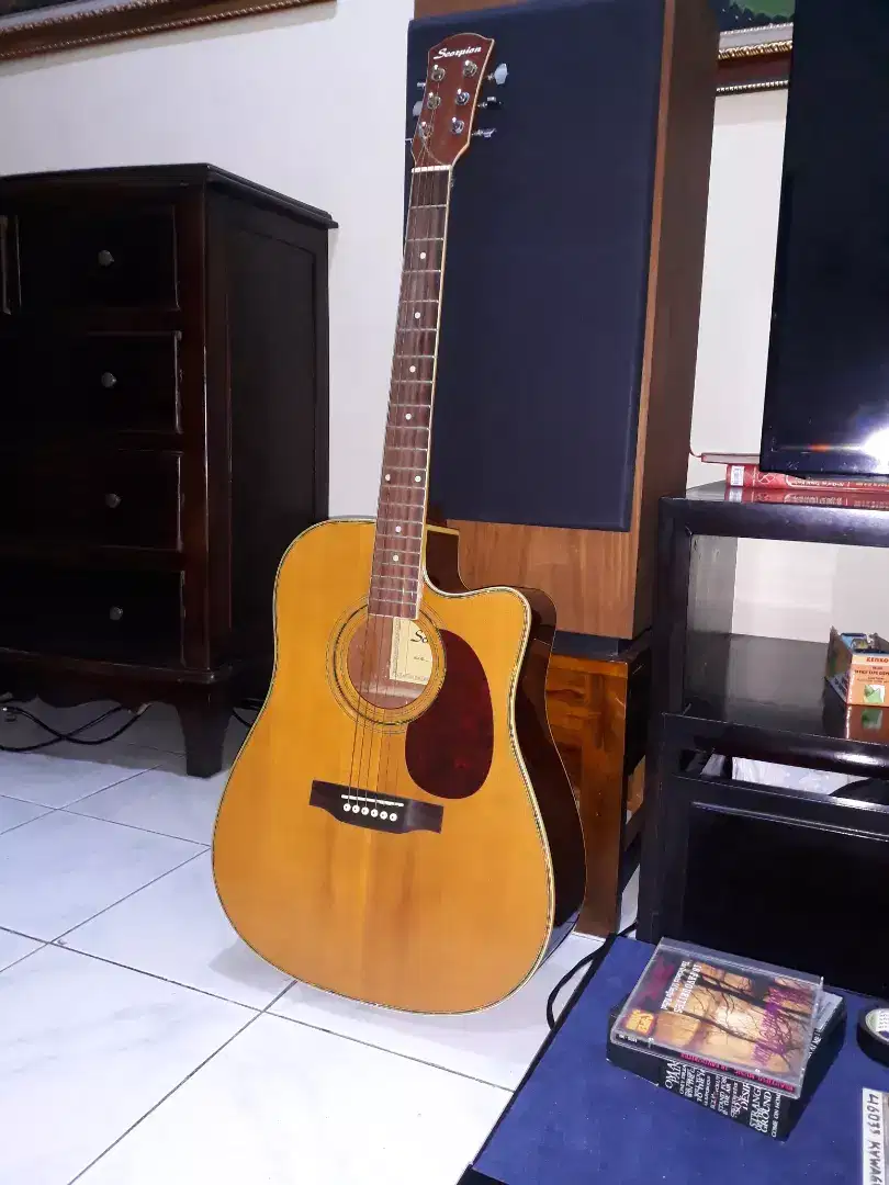 Gitar Akustik SCORPION - body JUMBO.