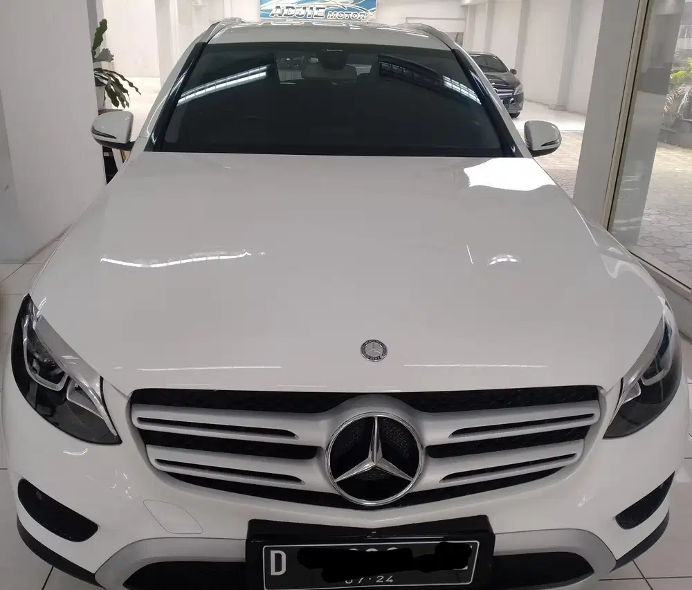 Mercedes-Benz GLC250 2017 Bensin ISTIMEWA