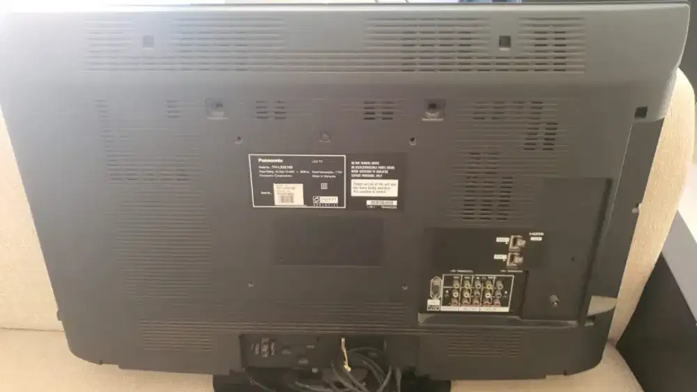 Tv lcd panasonic ukuran 32in model no th-l32x10xblack