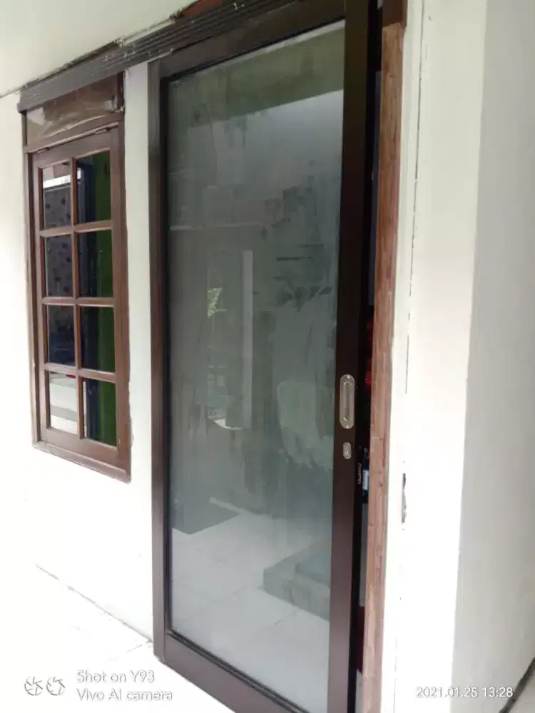 Stiker kaca film sanblas bukit mas