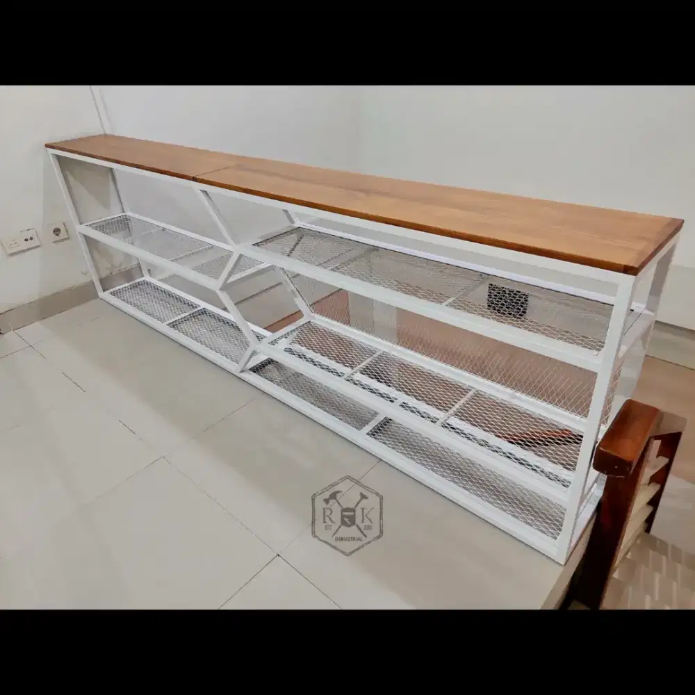 RAK PARTISI RANGKA BESI