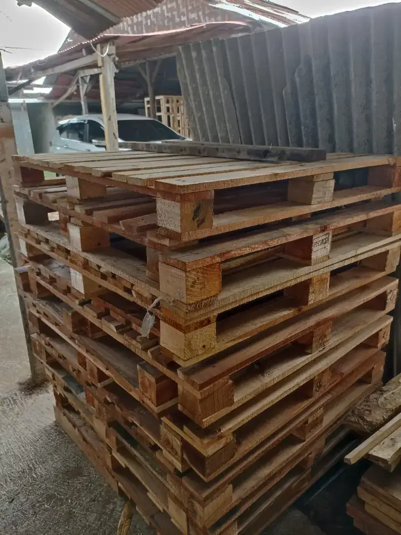 palet kayu racuk  dan jati belanda