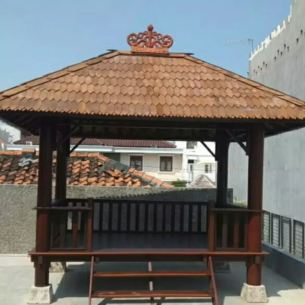 Pusat Pembuatan Aneka Saung - Saung Bambu - Saung Gelugu Kelapa