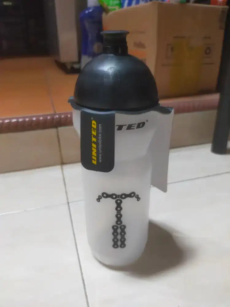 Botol minum sepeda united