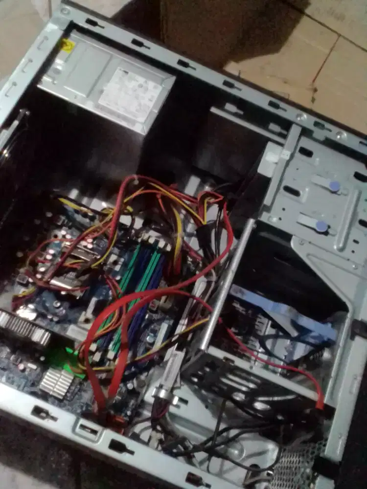 rakit komponen komputer dll, recovery data, edit foto, edit video