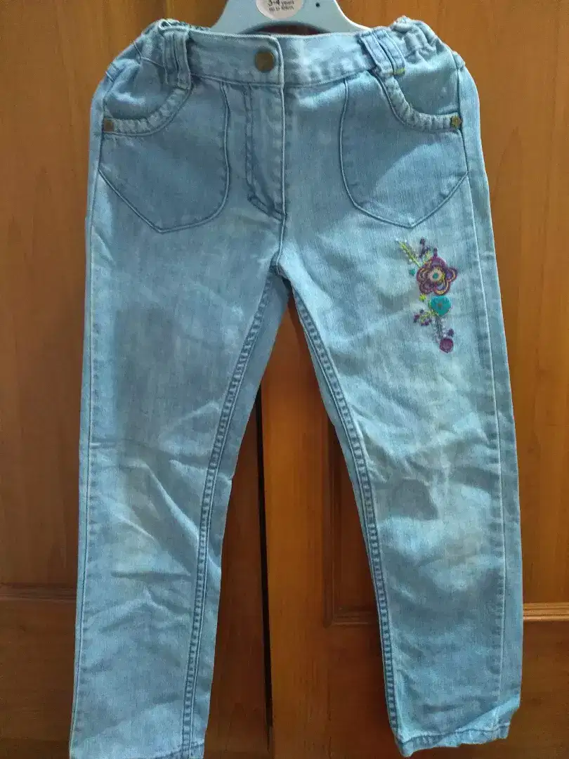 Celana jeans anak