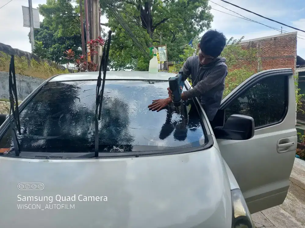 bongkar pasang kaca film mobil panggilan