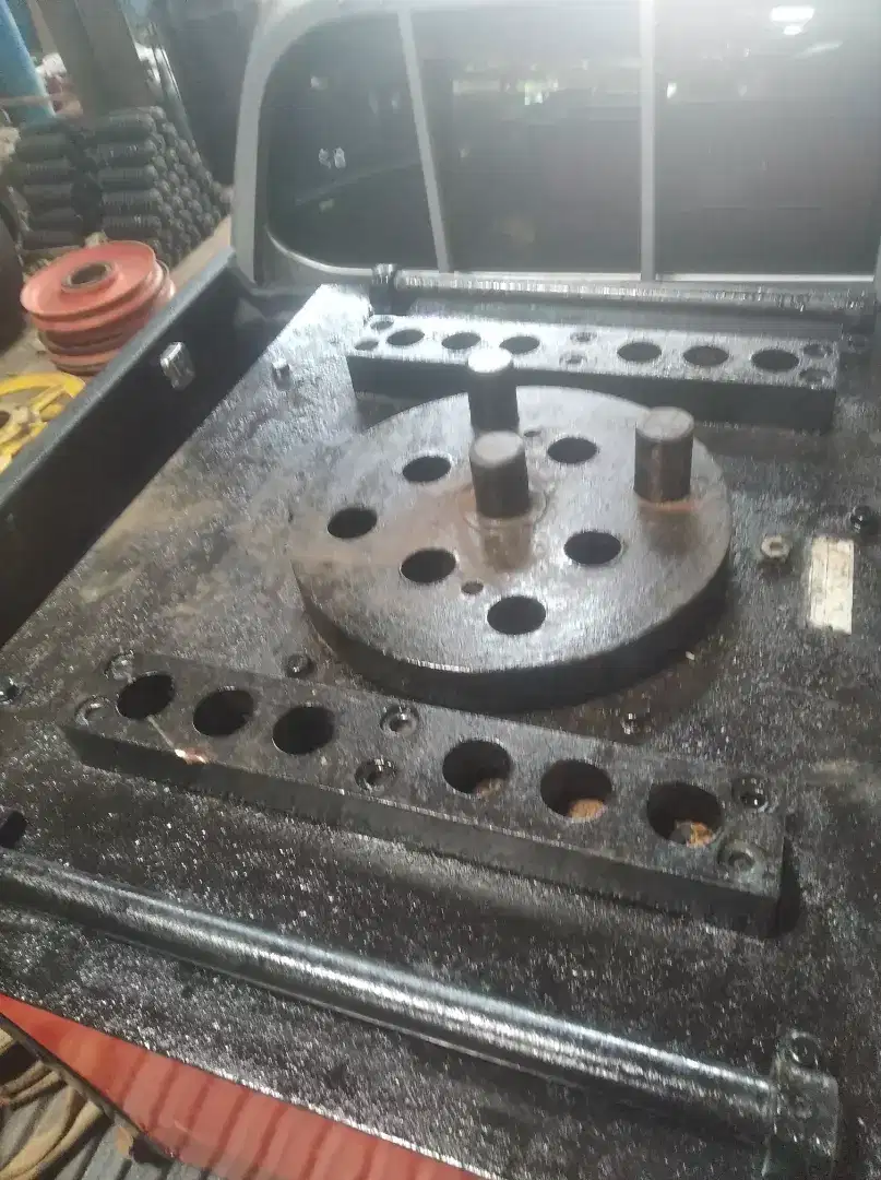 Alat alat kerja konstruksi