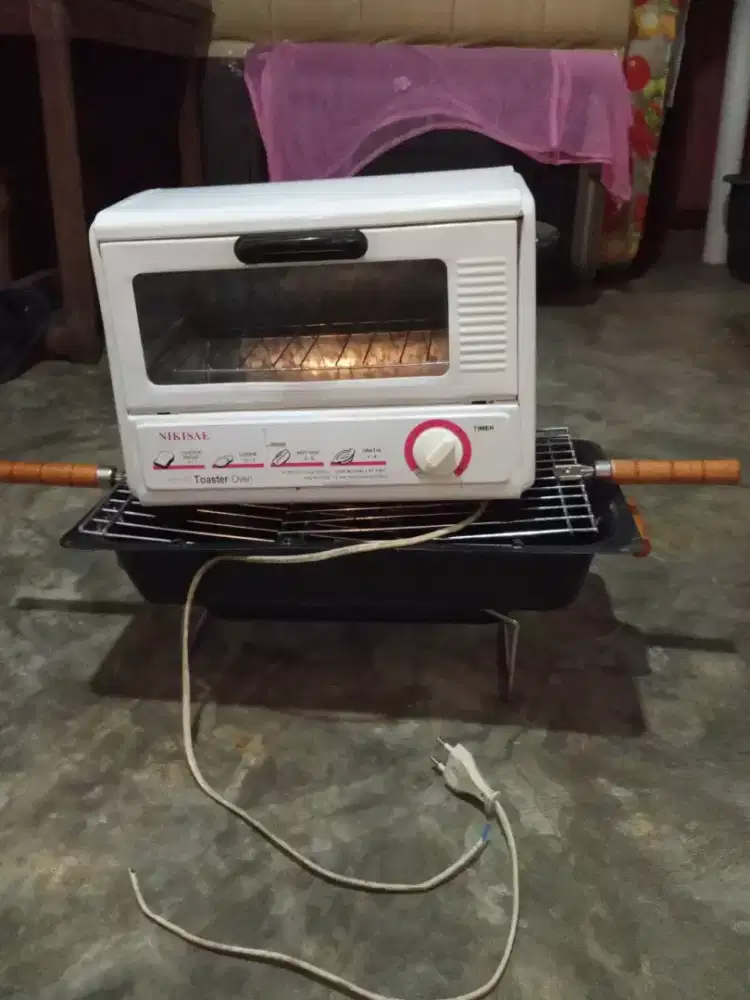 Mesin pemanggang roti dan ikan