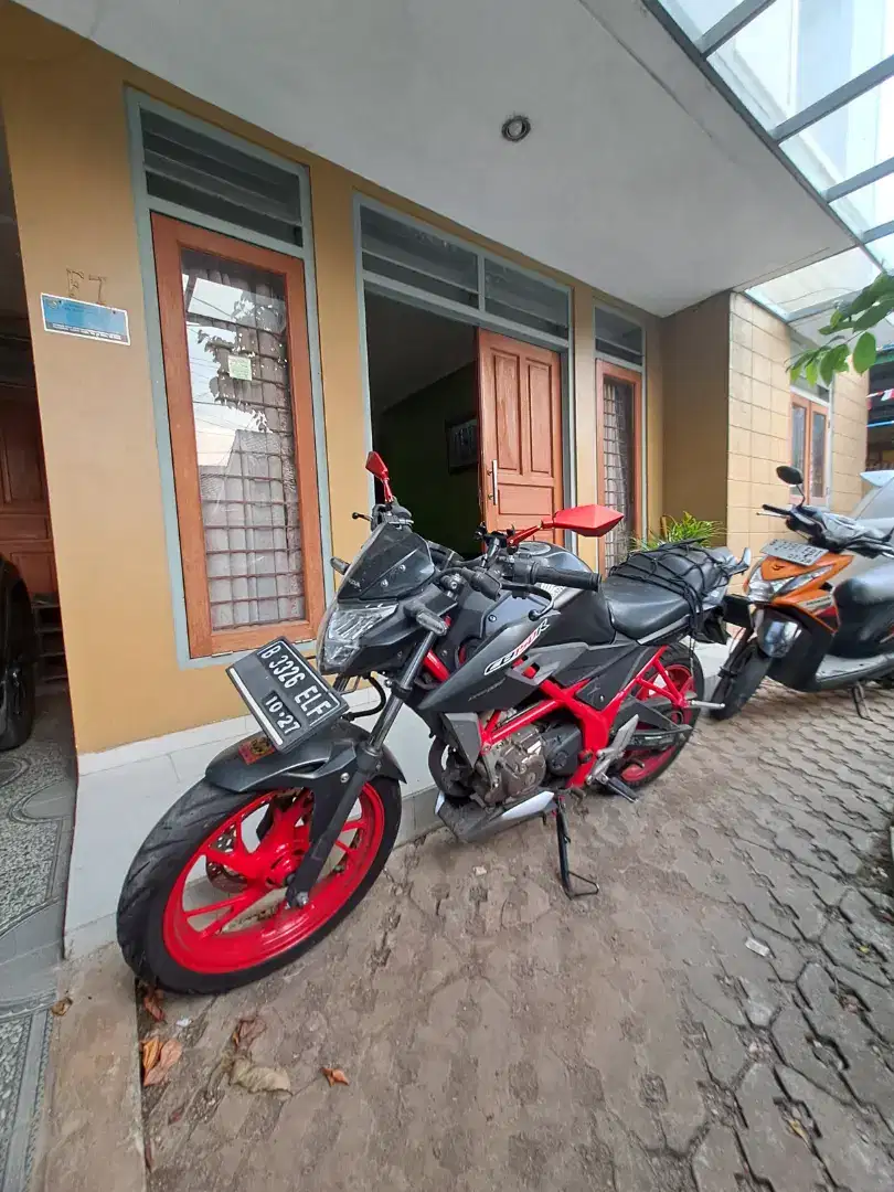 Honda CB150R SE 2017  SS lengkap