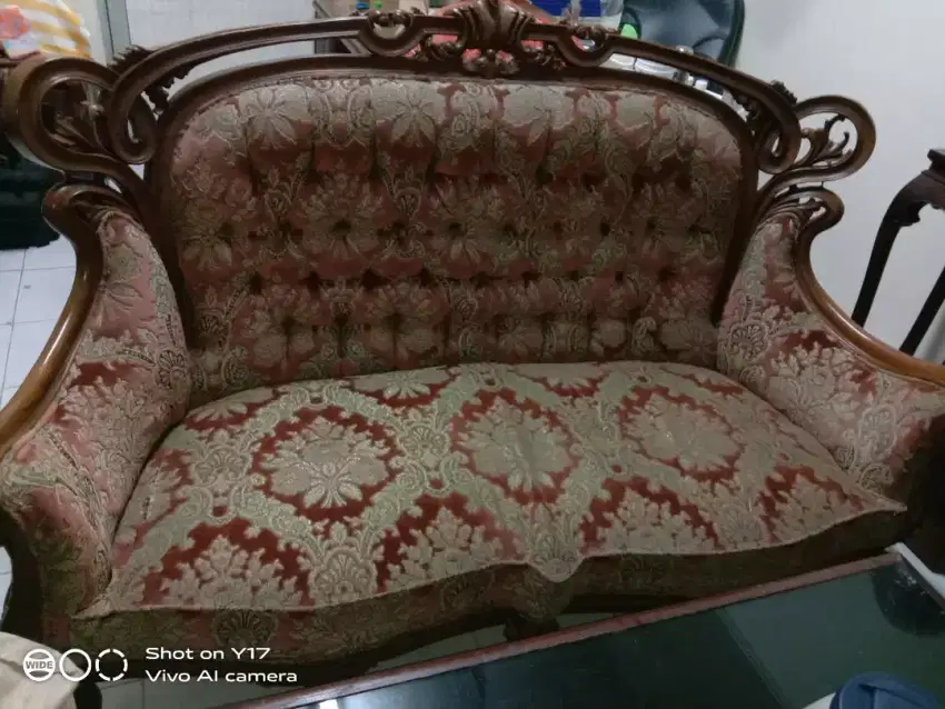 Sofa jati set untuk ruang tamu