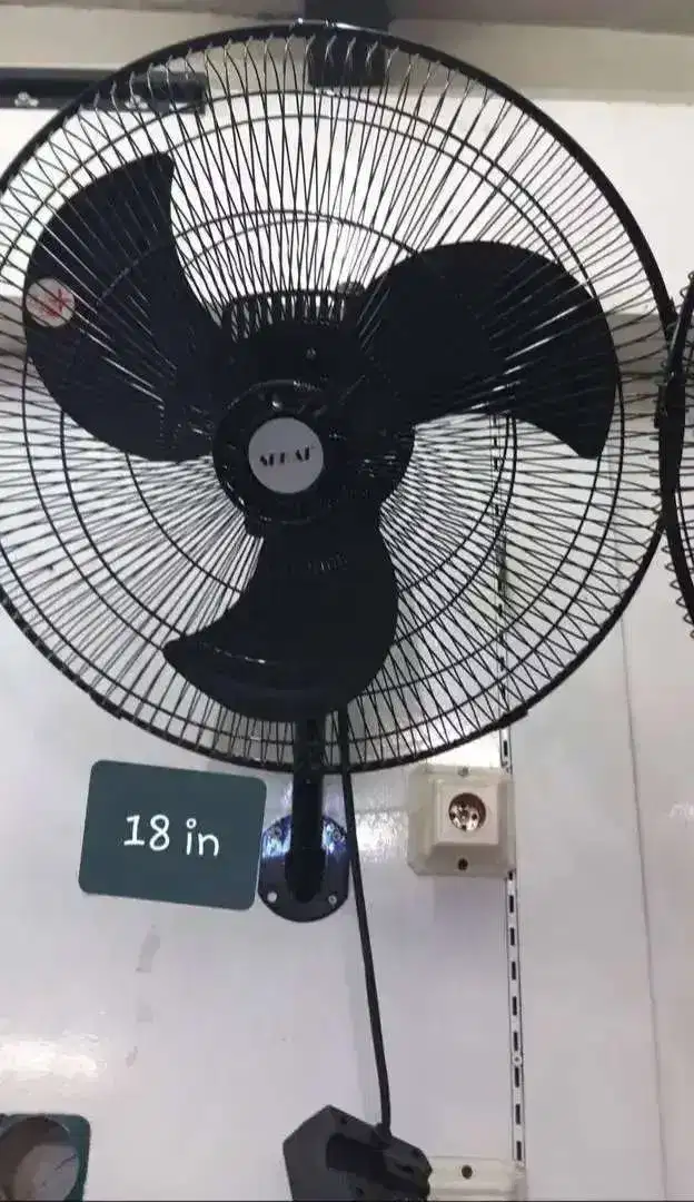 Kipas Angin Dinding Sekai 18 inc Wall Fan Hwn-1857