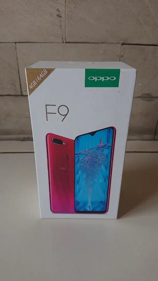 MURAH!!! Box ORI Smartphone Oppo F9 Sunrise Red