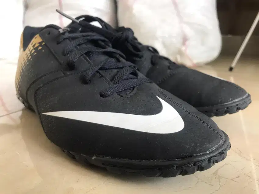 sepatu futsal nike anak size 37