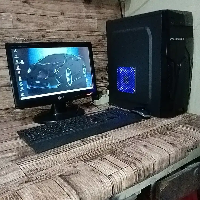 Pc Core i5 8/500Gb Monitor Lcd 16Inc Siap Kerja Nonstop