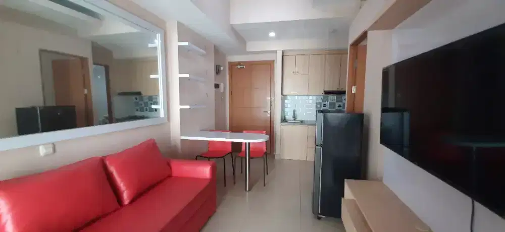 Disewakan 2BR  furnish tahunan Apartement The Nest